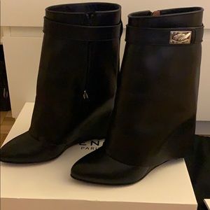 Givenchy Shark Lock Fold Over Bootie - Black